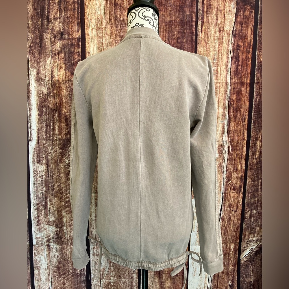 ASOS | Women’s Basic Zip Up Oversized Sweater - Picture 3 of 7
